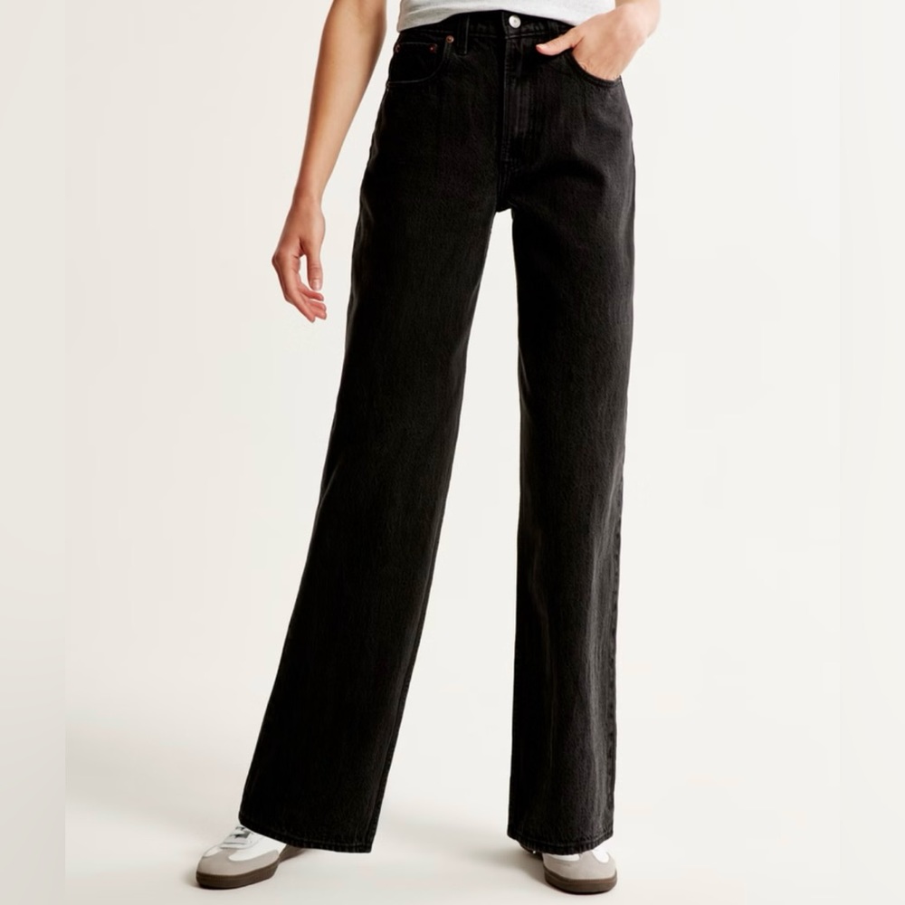 Abercrombie | The Loose High Rise Jeans